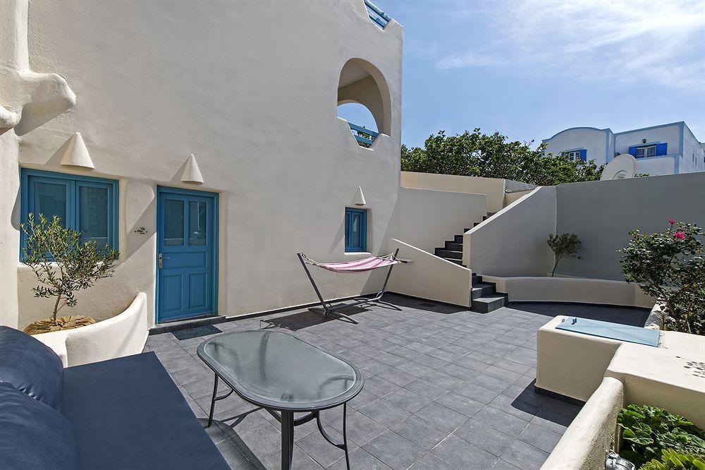 Alizea Villas & Suites Fira  Exterior photo